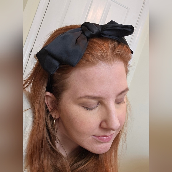 Black Bow Headband - Picture 5 of 7
